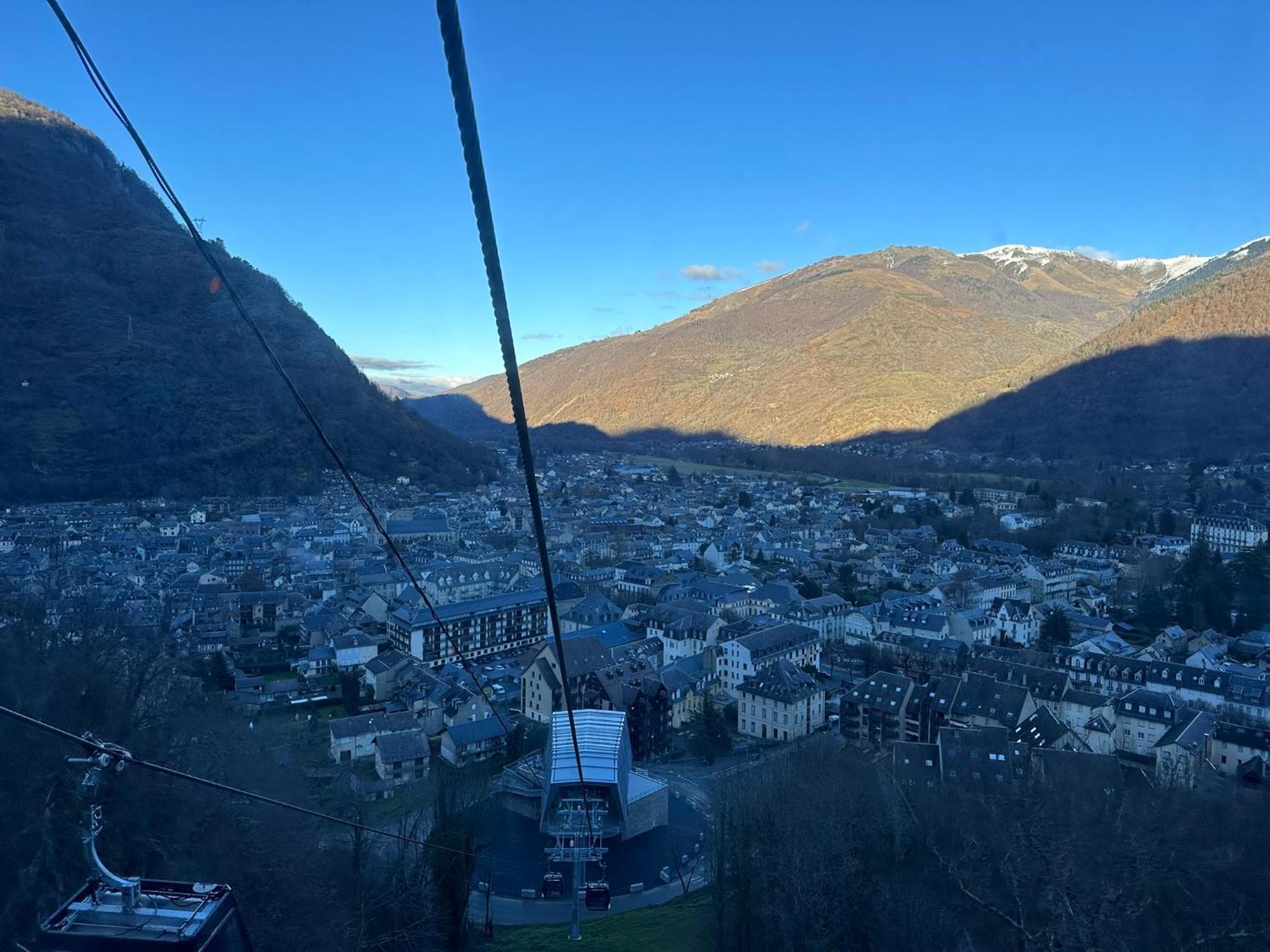 Sacaron24, T2 Bis, Centre Luchon, Wifi, Parking Appartement